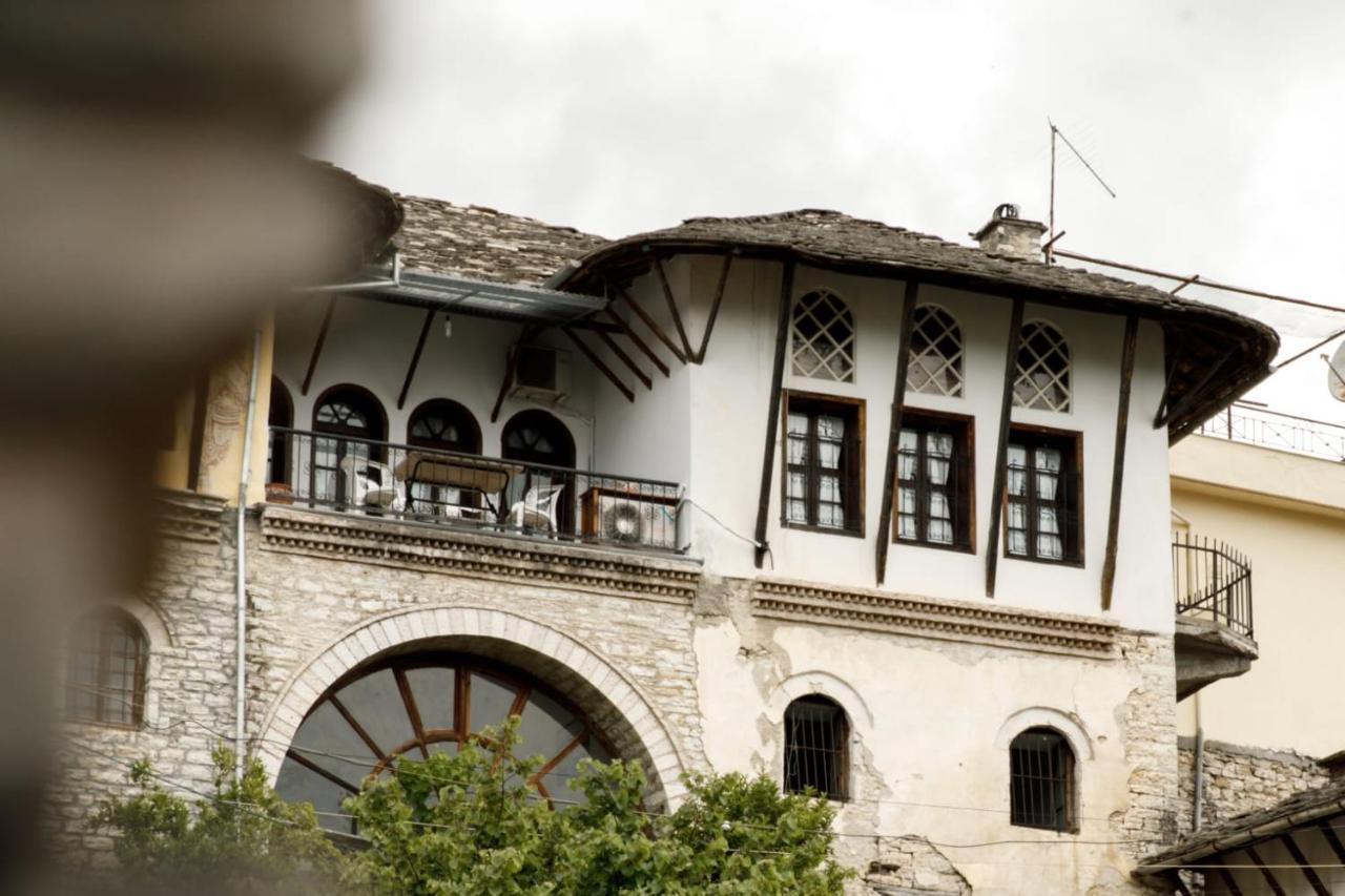Emblematic House Apartment 2 Gjirokastër Exteriör bild