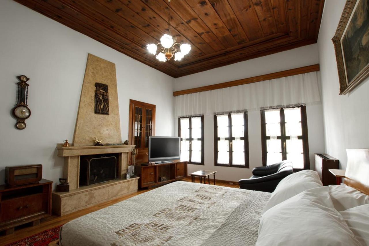 Emblematic House Apartment 2 Gjirokastër Exteriör bild