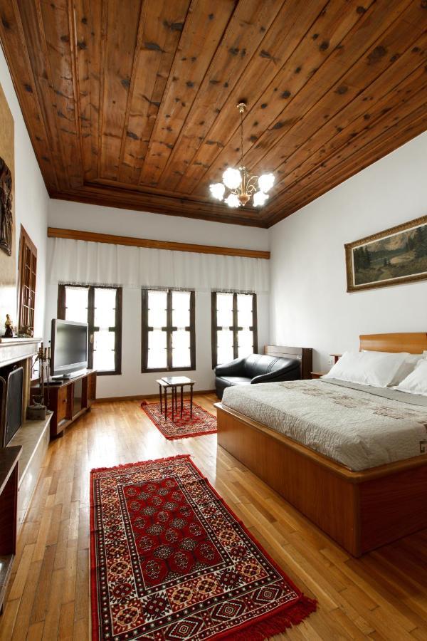 Emblematic House Apartment 2 Gjirokastër Rum bild