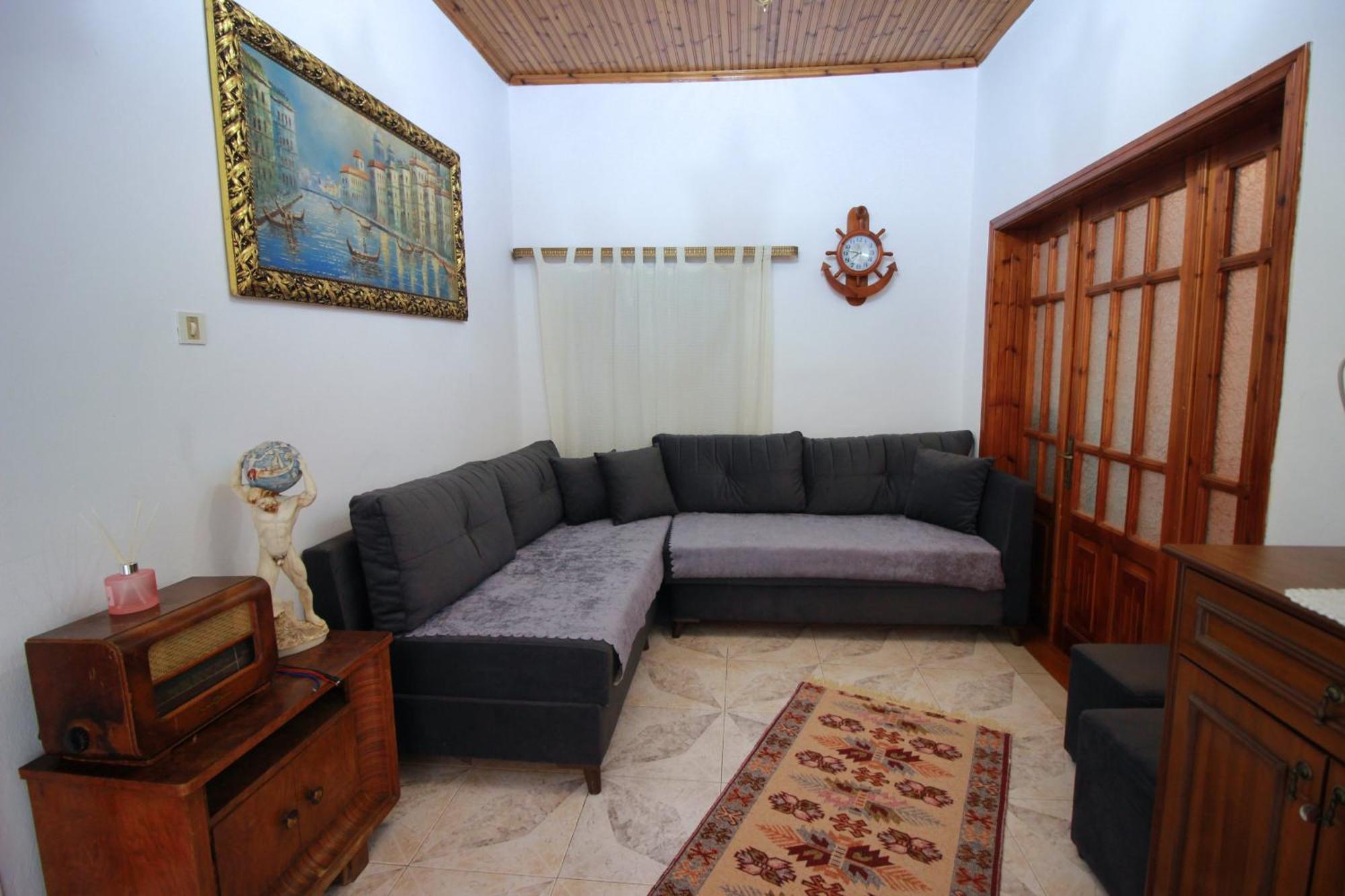 Emblematic House Apartment 2 Gjirokastër Exteriör bild
